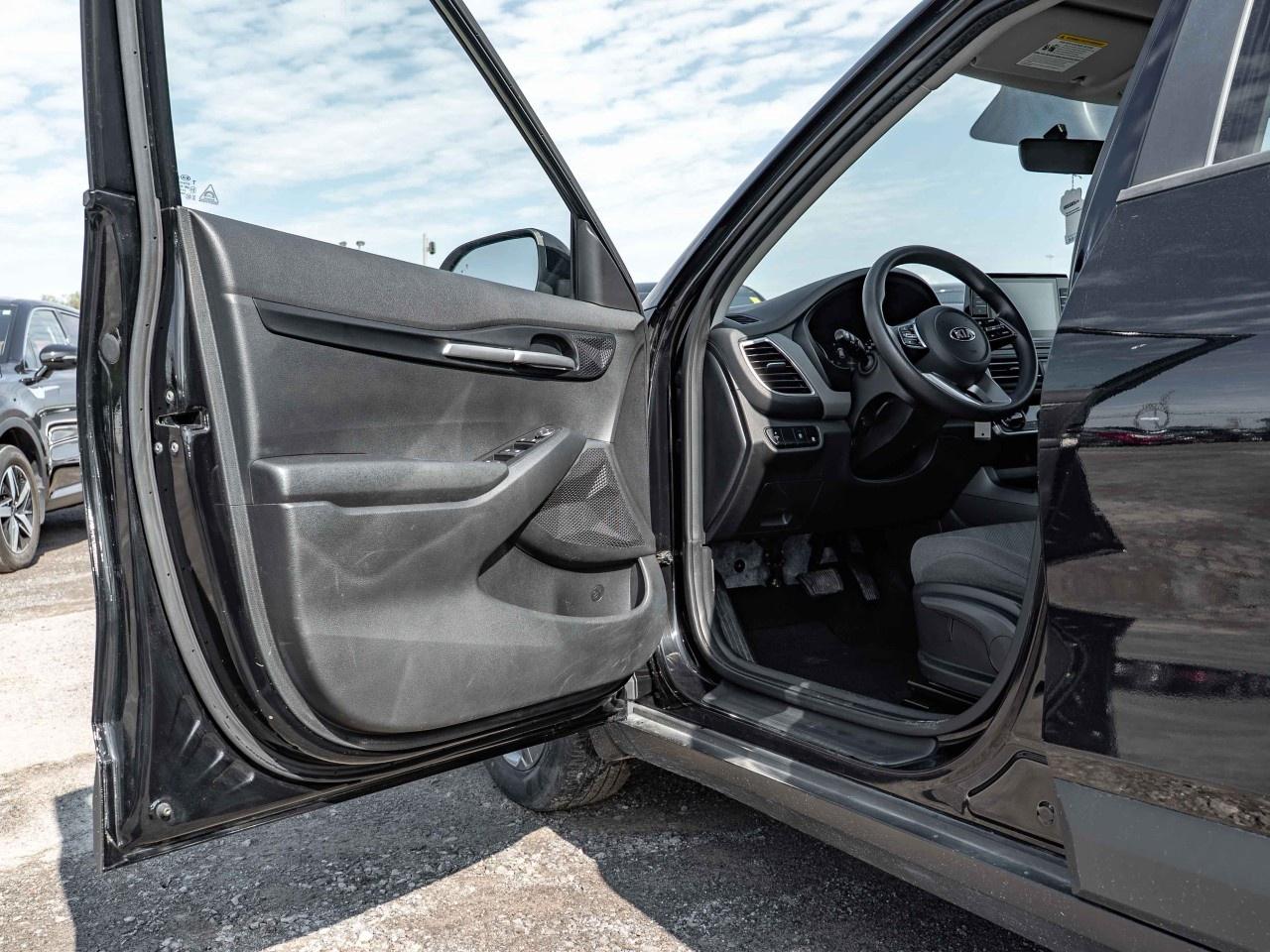 2021 Kia Seltos LX FWD Photo