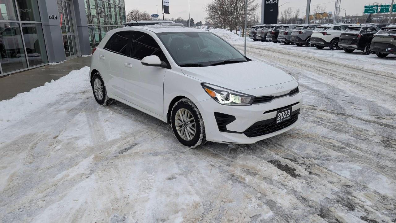 2023 Kia Rio 5-Door LX Premium IVT Photo2