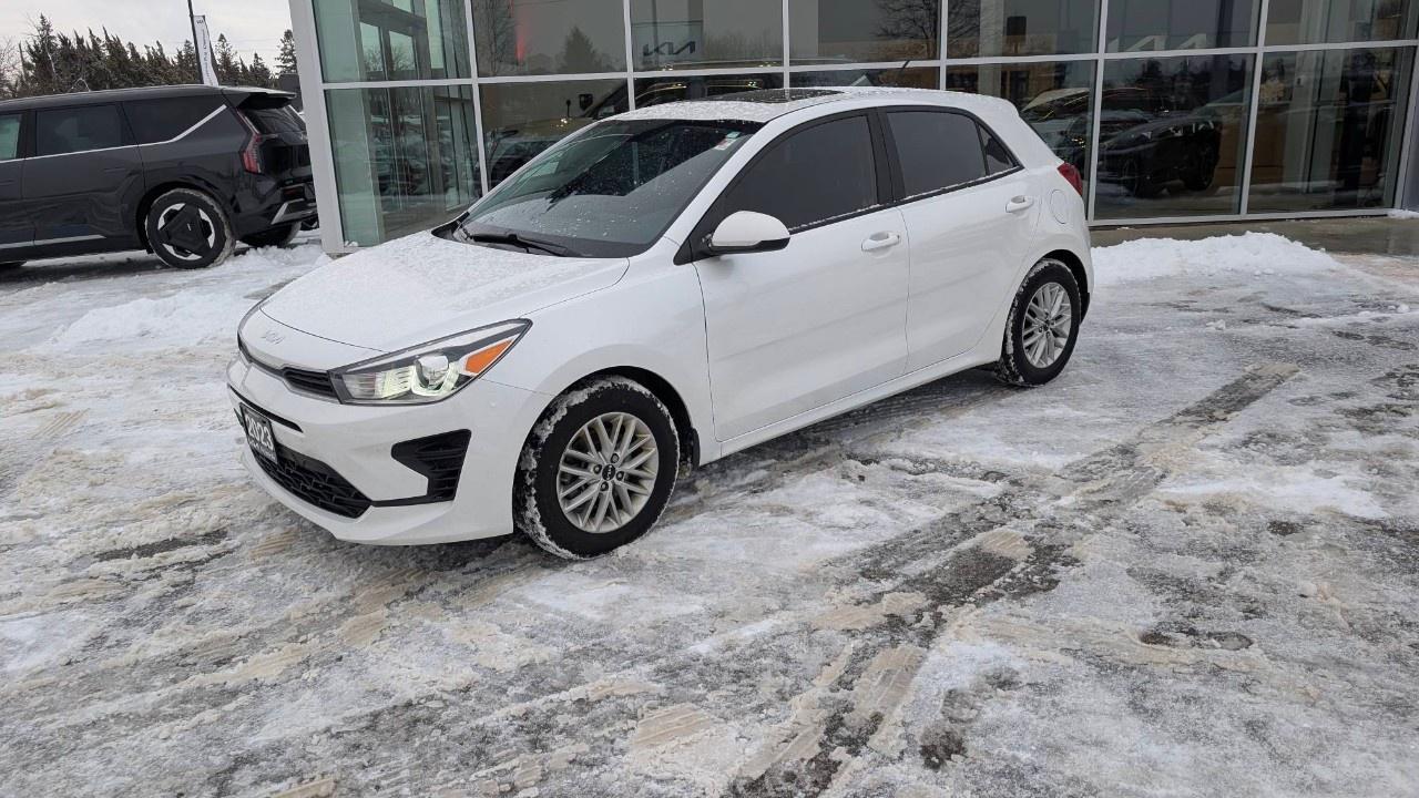 2023 Kia Rio 5-Door LX Premium IVT Photo0