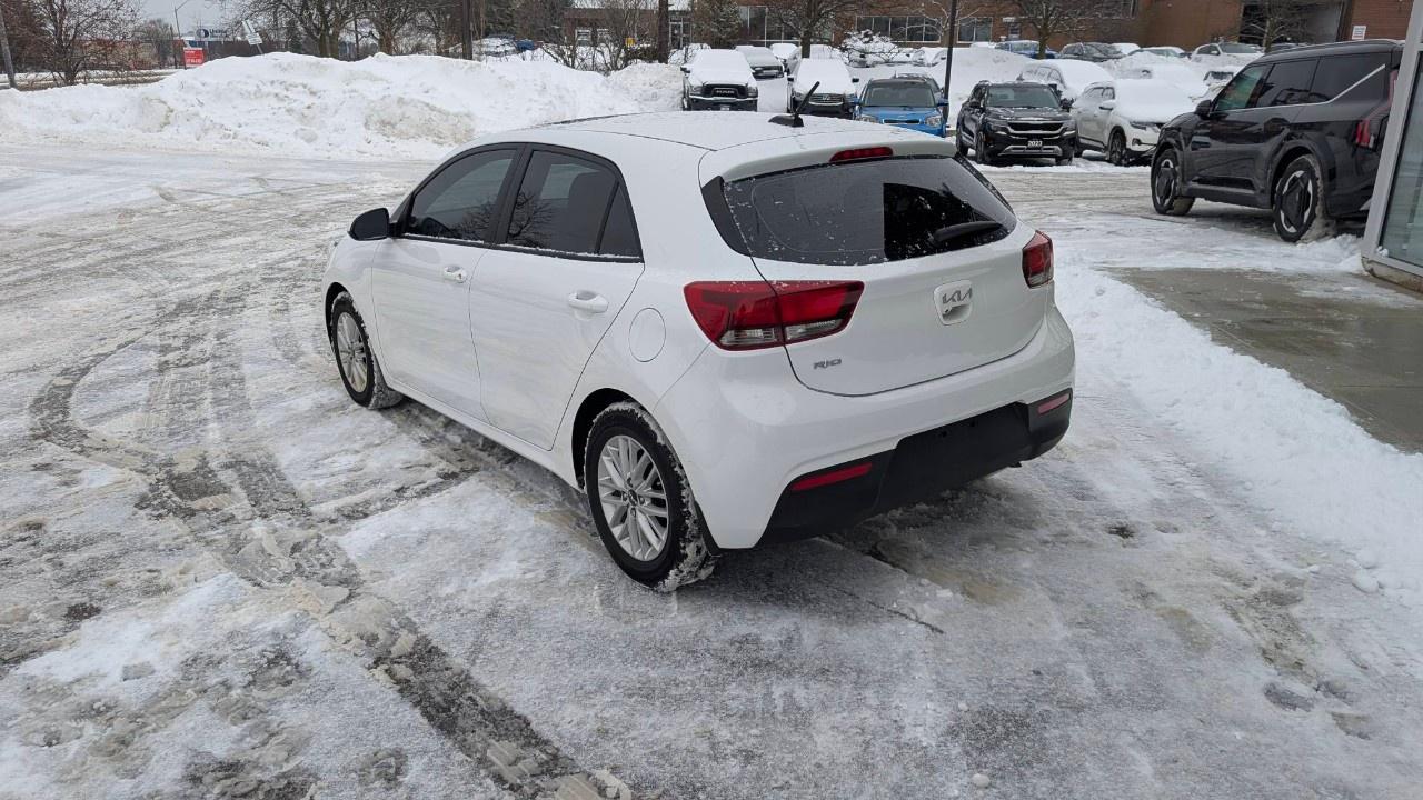 2023 Kia Rio 5-Door LX Premium IVT Photo