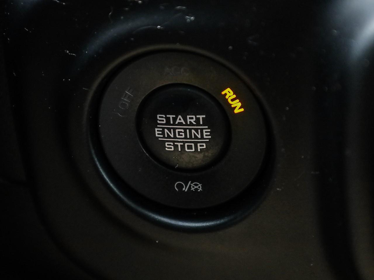 2023 Jeep Wrangler RUBICON Photo