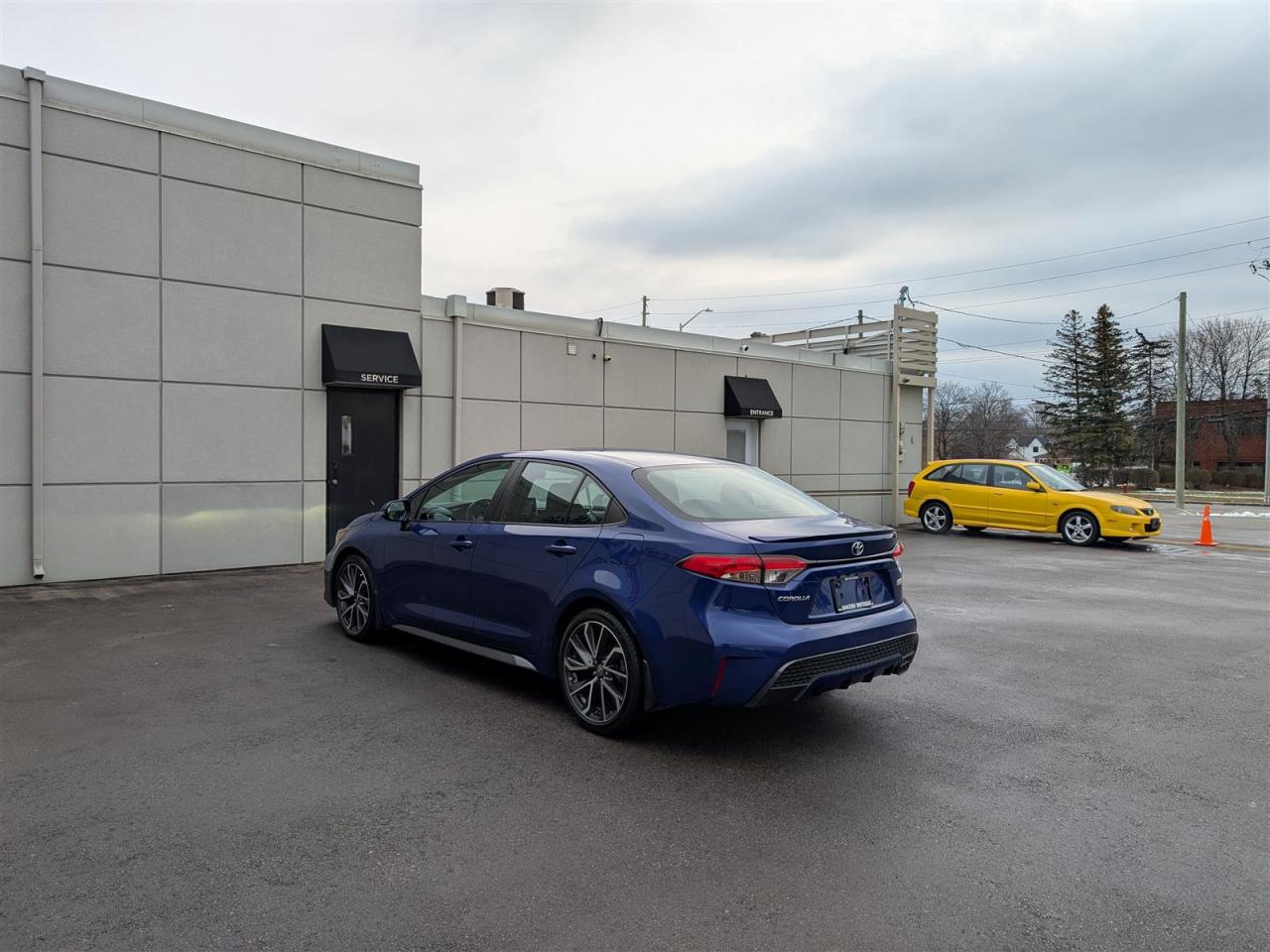2020 Toyota Corolla SE - SUNROOF - HTD SEATS - TECH FEATS