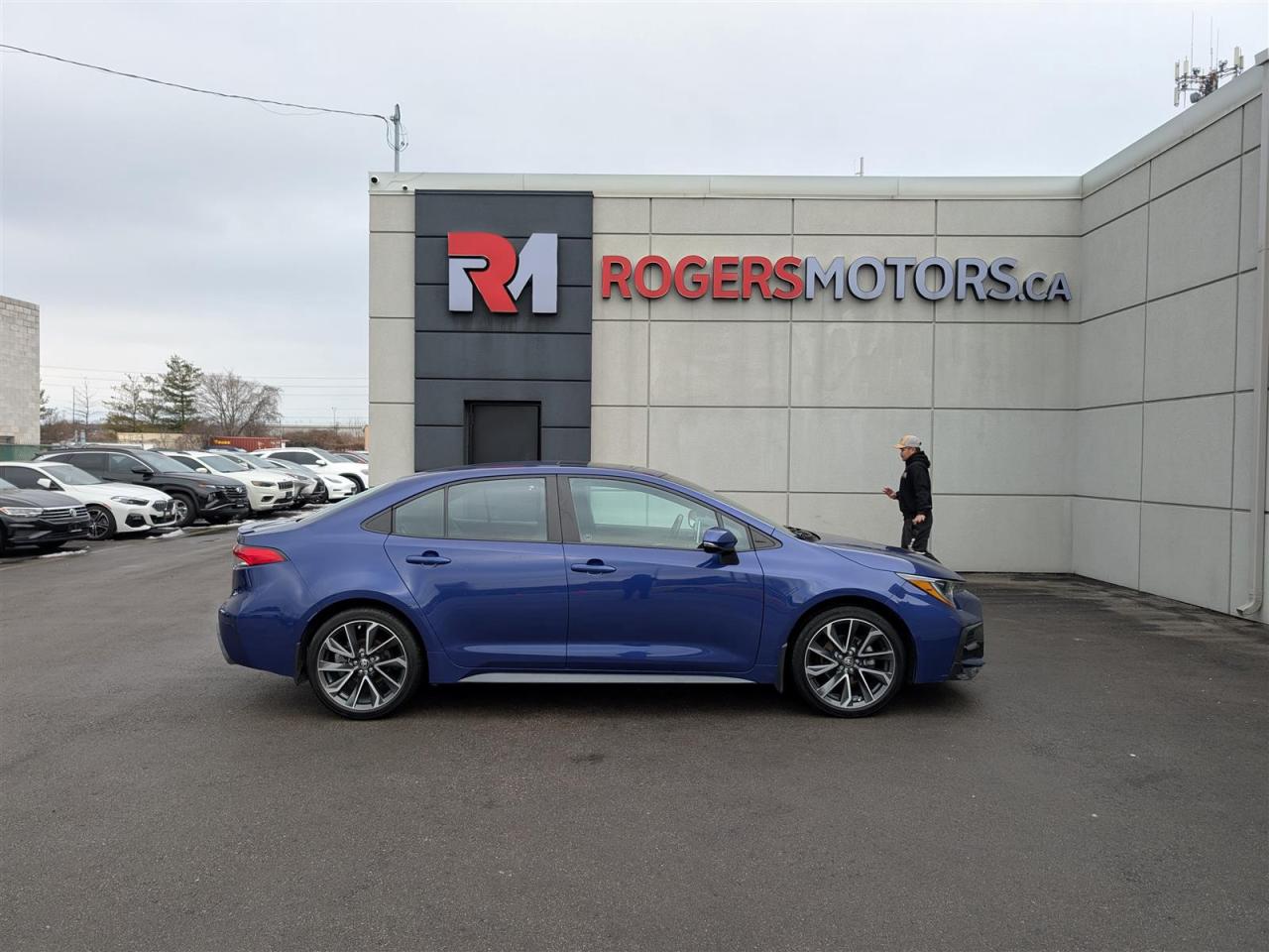 2020 Toyota Corolla SE - SUNROOF - HTD SEATS - TECH FEATS