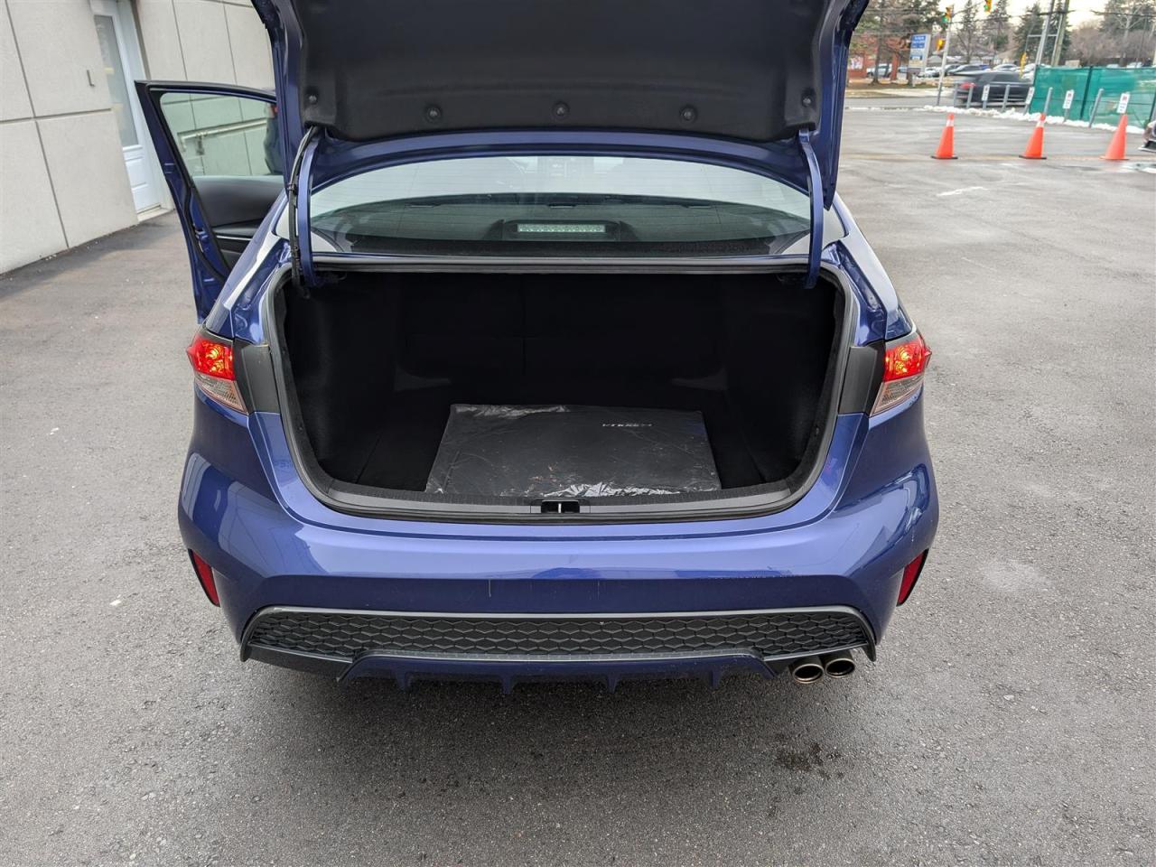 2020 Toyota Corolla SE - SUNROOF - HTD SEATS - TECH FEATS