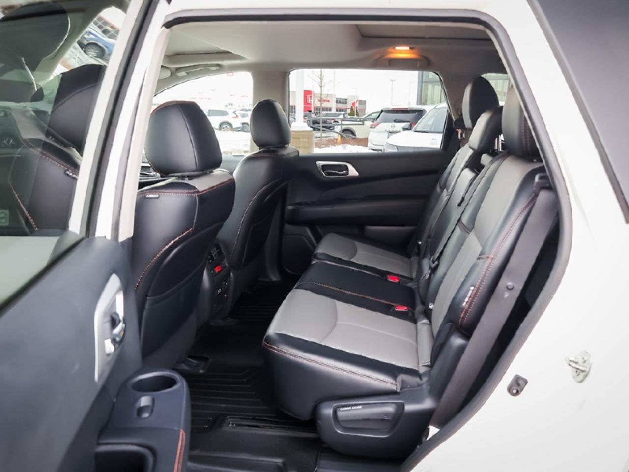 2020 Nissan Pathfinder SL Premium  - Sunroof -  Navigation - $149 B/W Photo