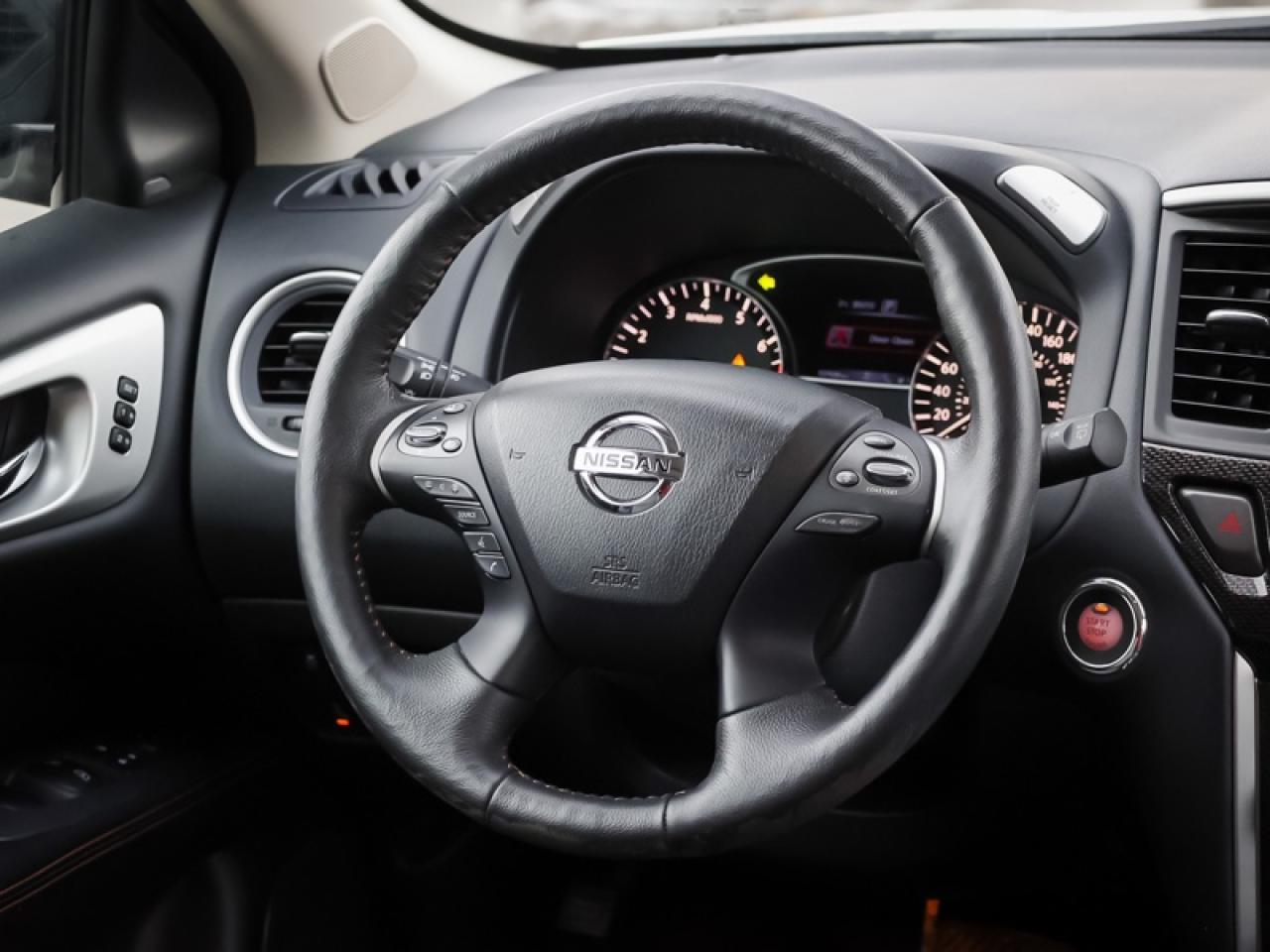 2020 Nissan Pathfinder SL Premium  - Sunroof -  Navigation - $149 B/W Photo