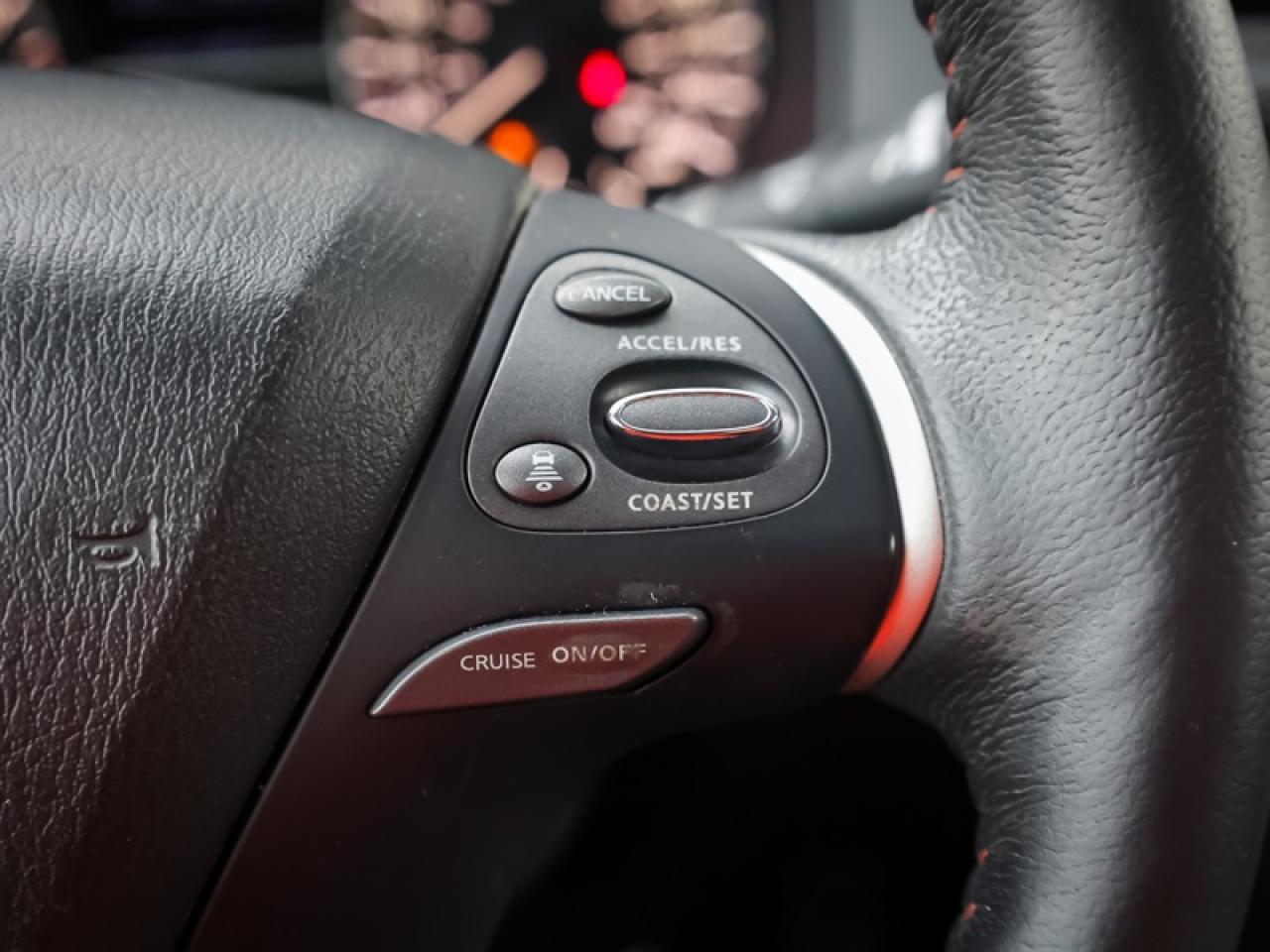 2020 Nissan Pathfinder SL Premium  - Sunroof -  Navigation - $149 B/W Photo