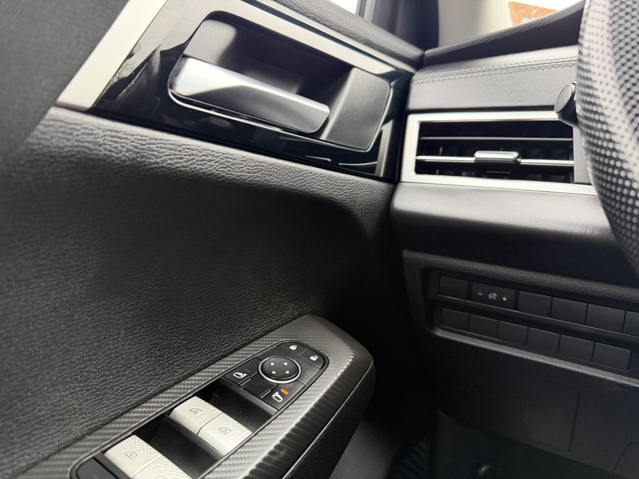 2022 Mitsubishi Outlander ES 4WD Photo