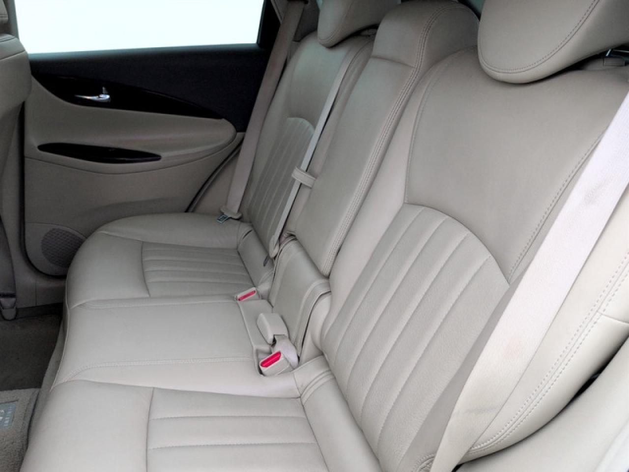 2012 Infiniti EX35 Luxury Photo