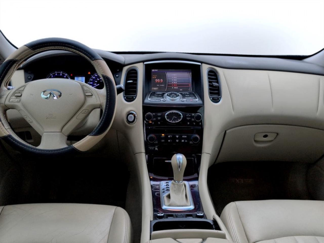 2012 Infiniti EX35 Luxury Photo