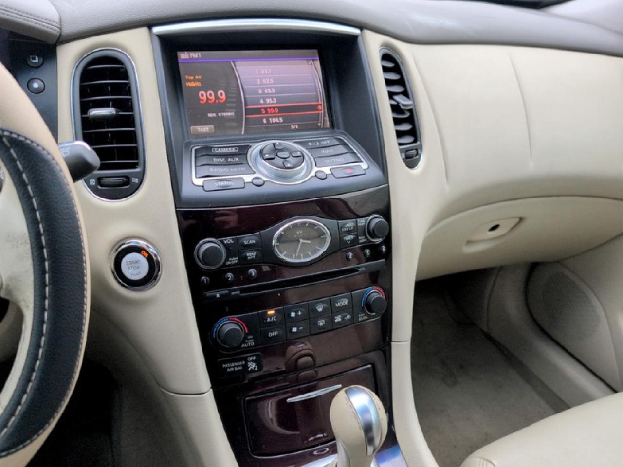 2012 Infiniti EX35 Luxury Photo