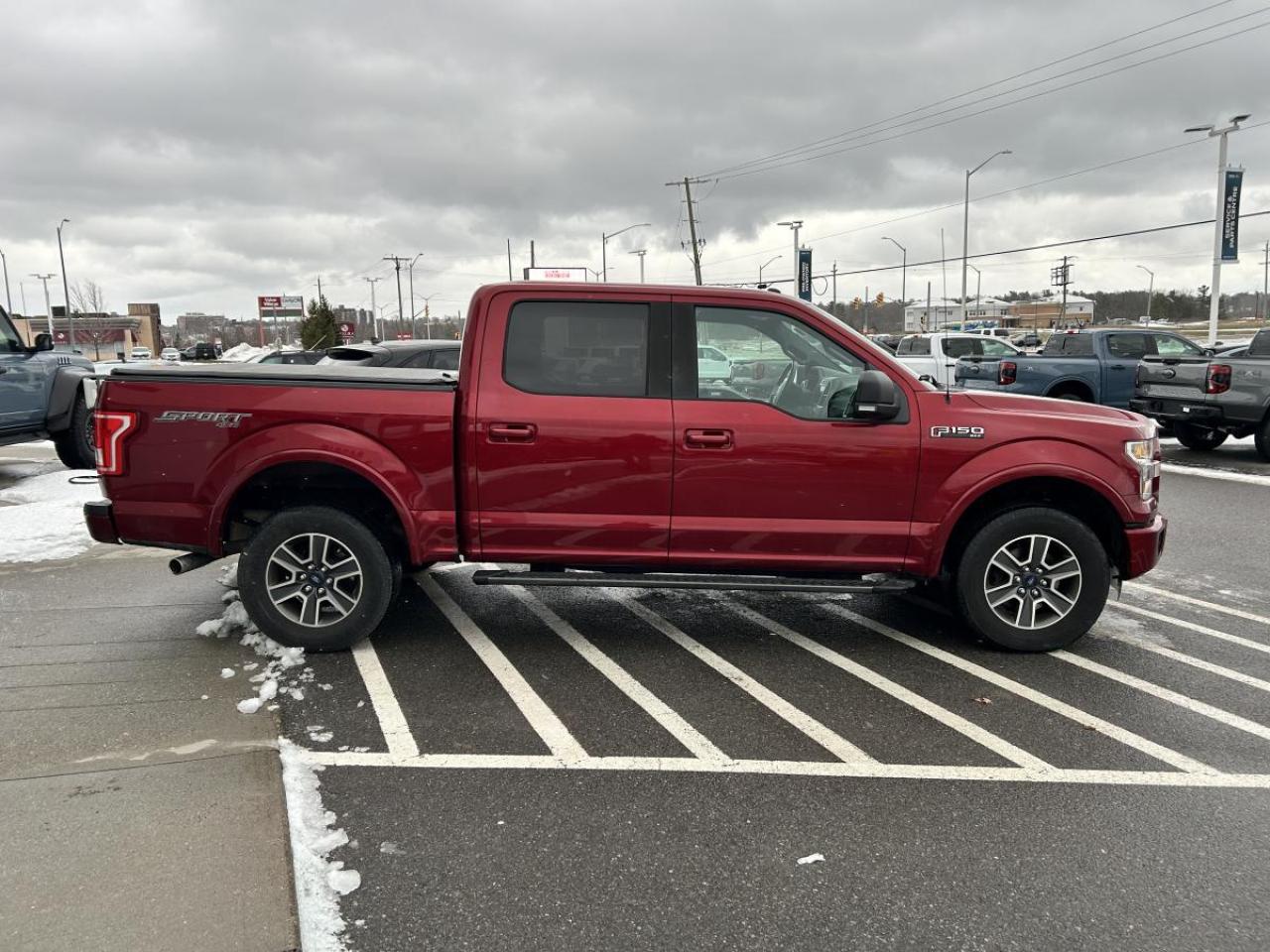 2016 Ford F-150 XLT Photo3