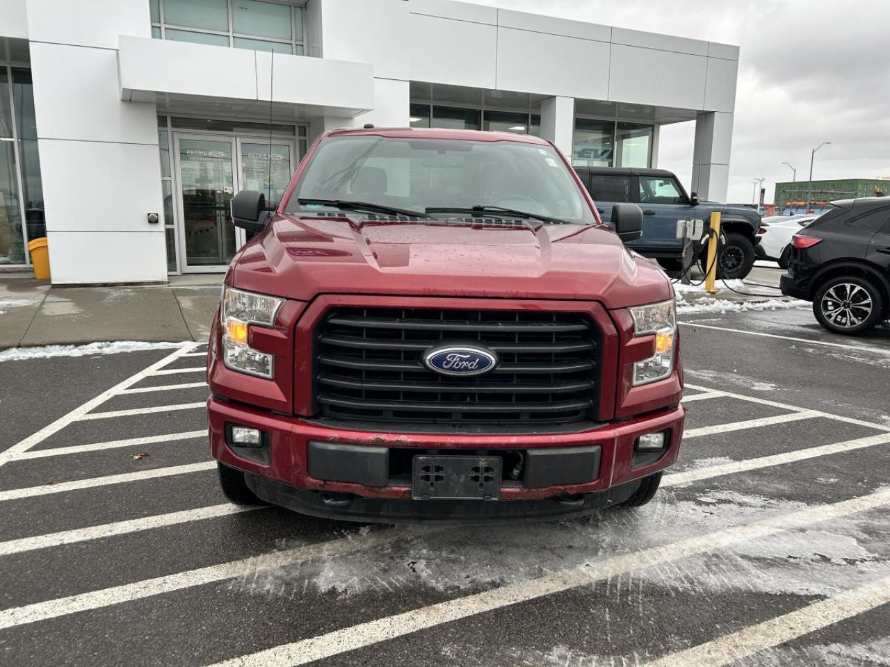 2016 Ford F-150 XLT Photo