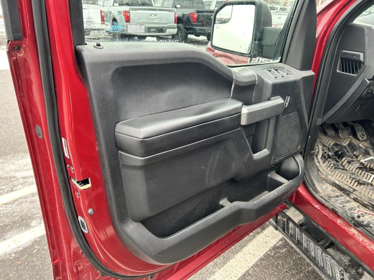 2016 Ford F-150 XLT Photo