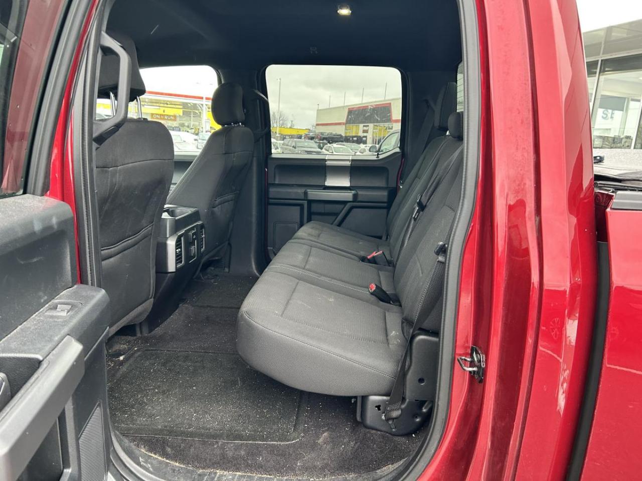 2016 Ford F-150 XLT Photo