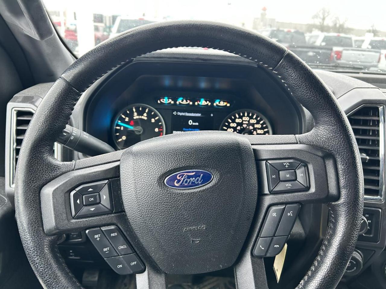 2016 Ford F-150 XLT Photo