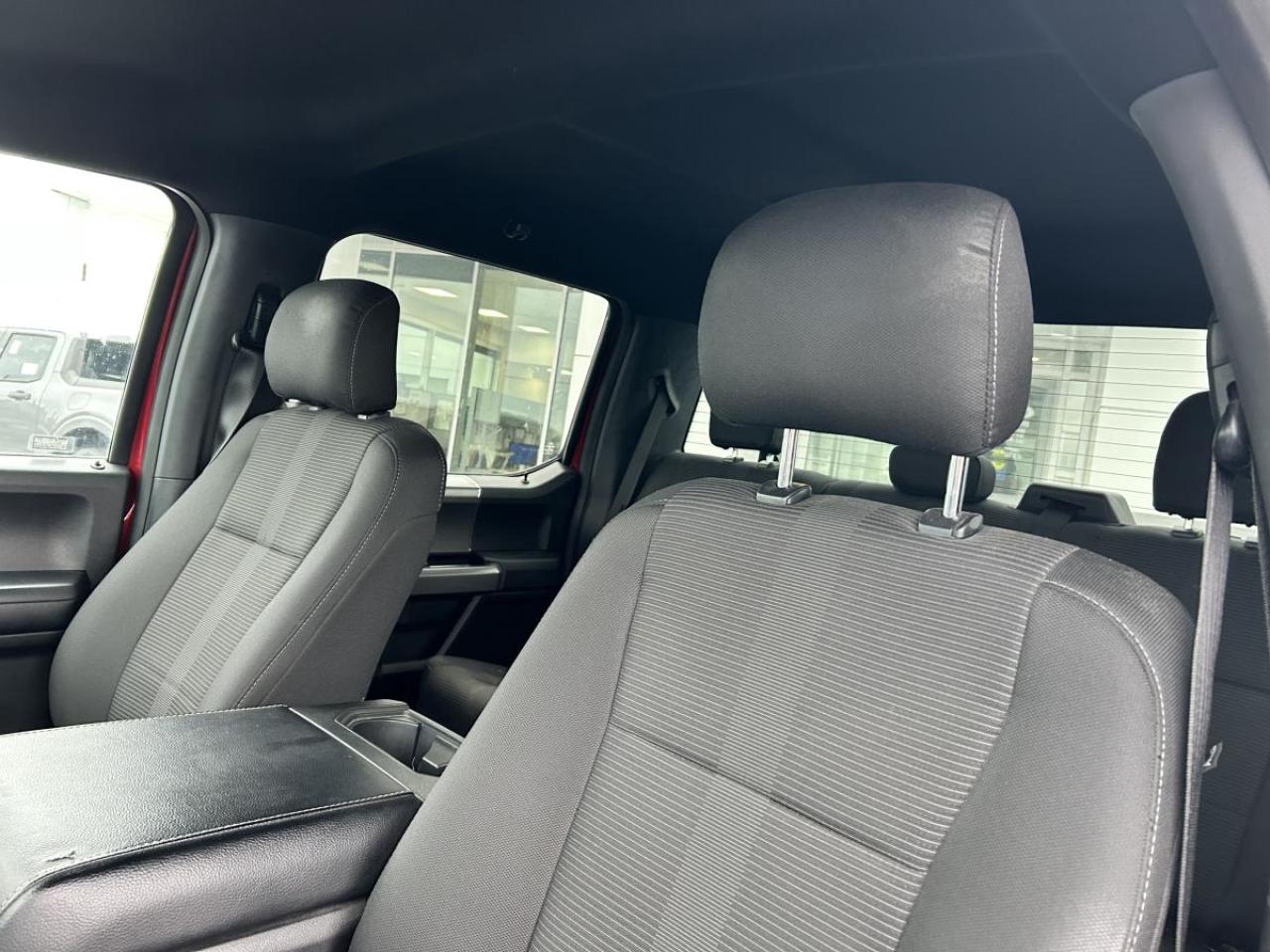 2016 Ford F-150 XLT Photo