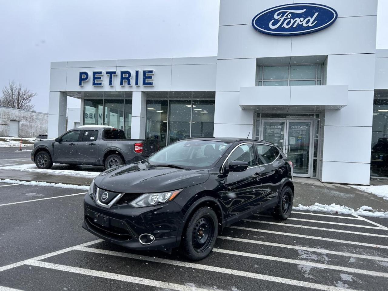 2019 Nissan Qashqai SV Photo0