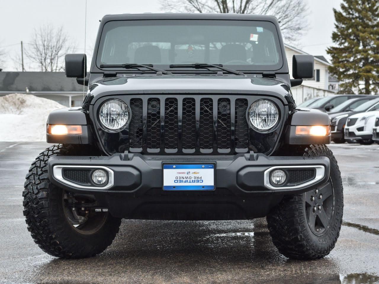 2022 Jeep Gladiator Sport S Photo