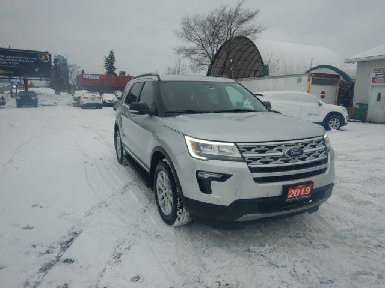 2019 Ford Explorer XLT Photo