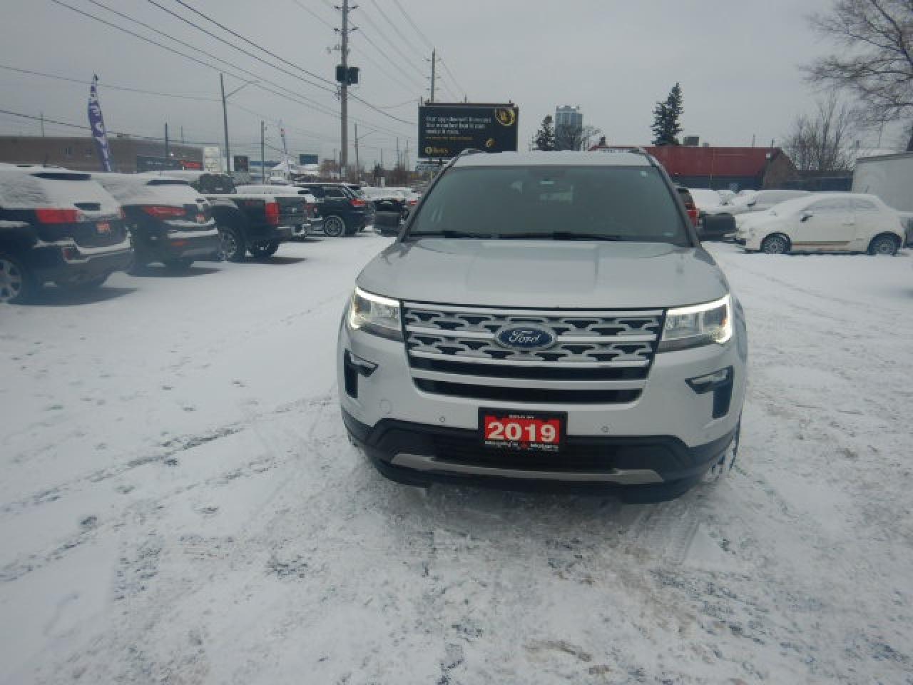 2019 Ford Explorer XLT Photo
