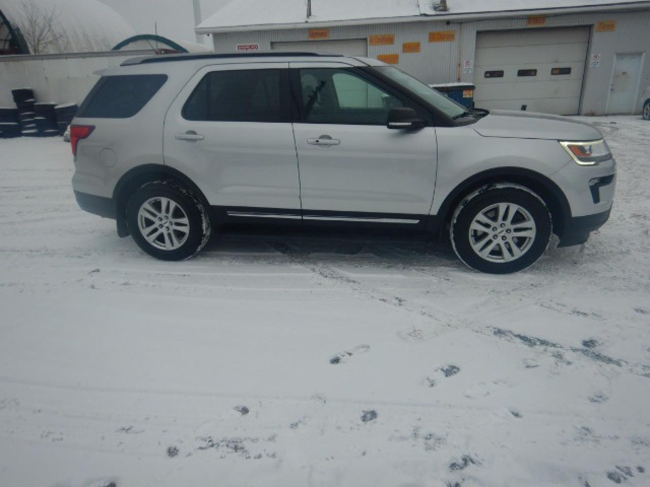 2019 Ford Explorer XLT Photo