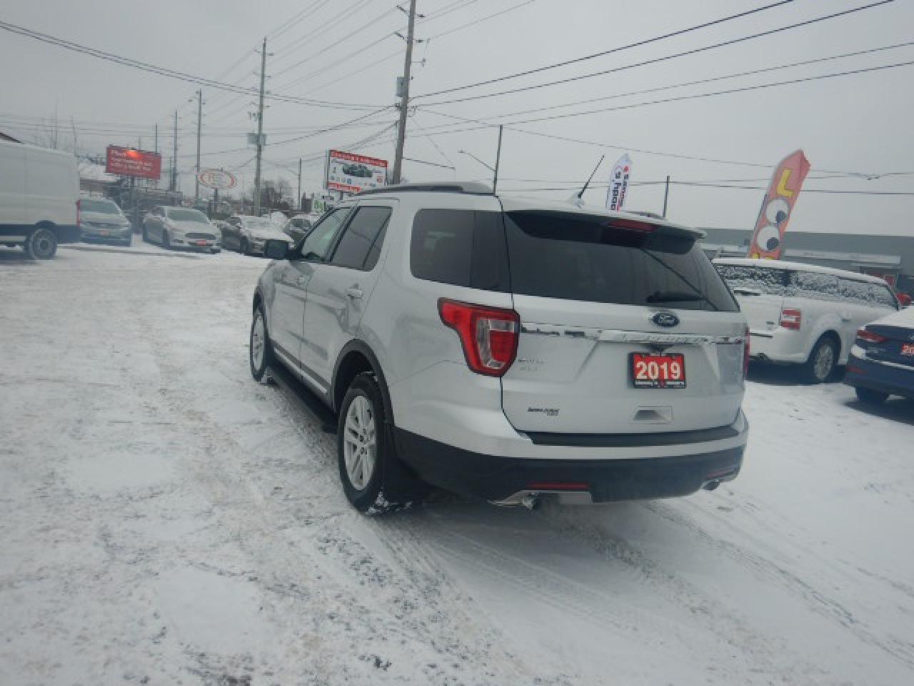 2019 Ford Explorer XLT Photo