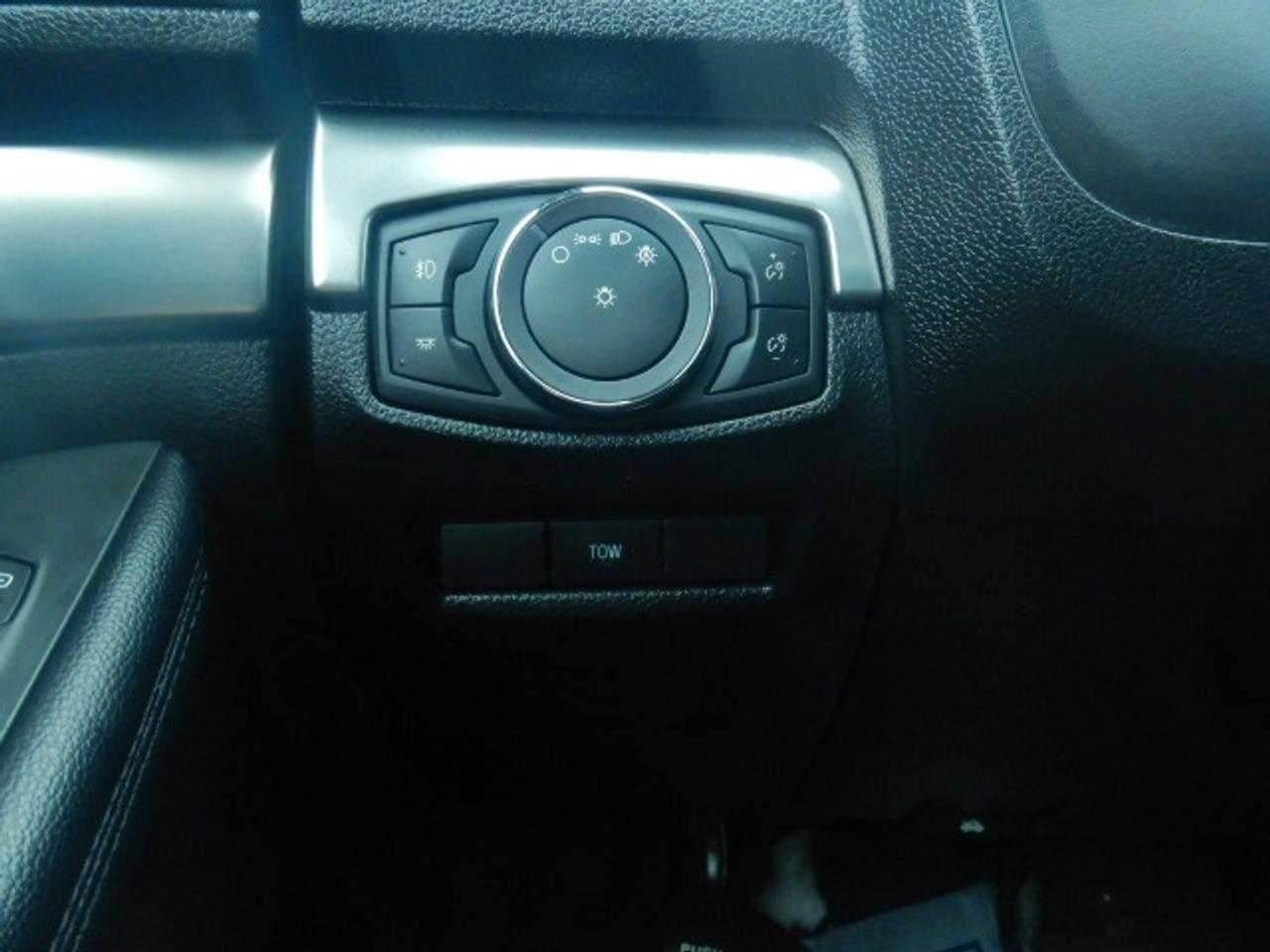 2019 Ford Explorer XLT Photo