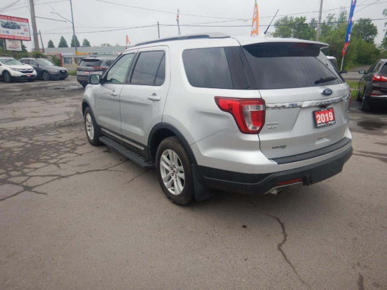 2019 Ford Explorer XLT Photo