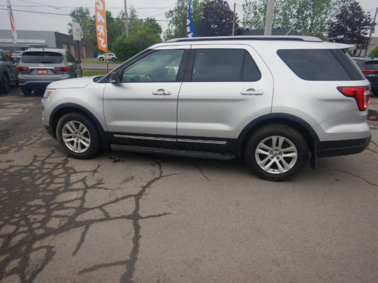 2019 Ford Explorer XLT Photo