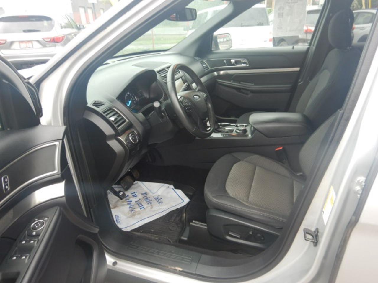2019 Ford Explorer XLT Photo