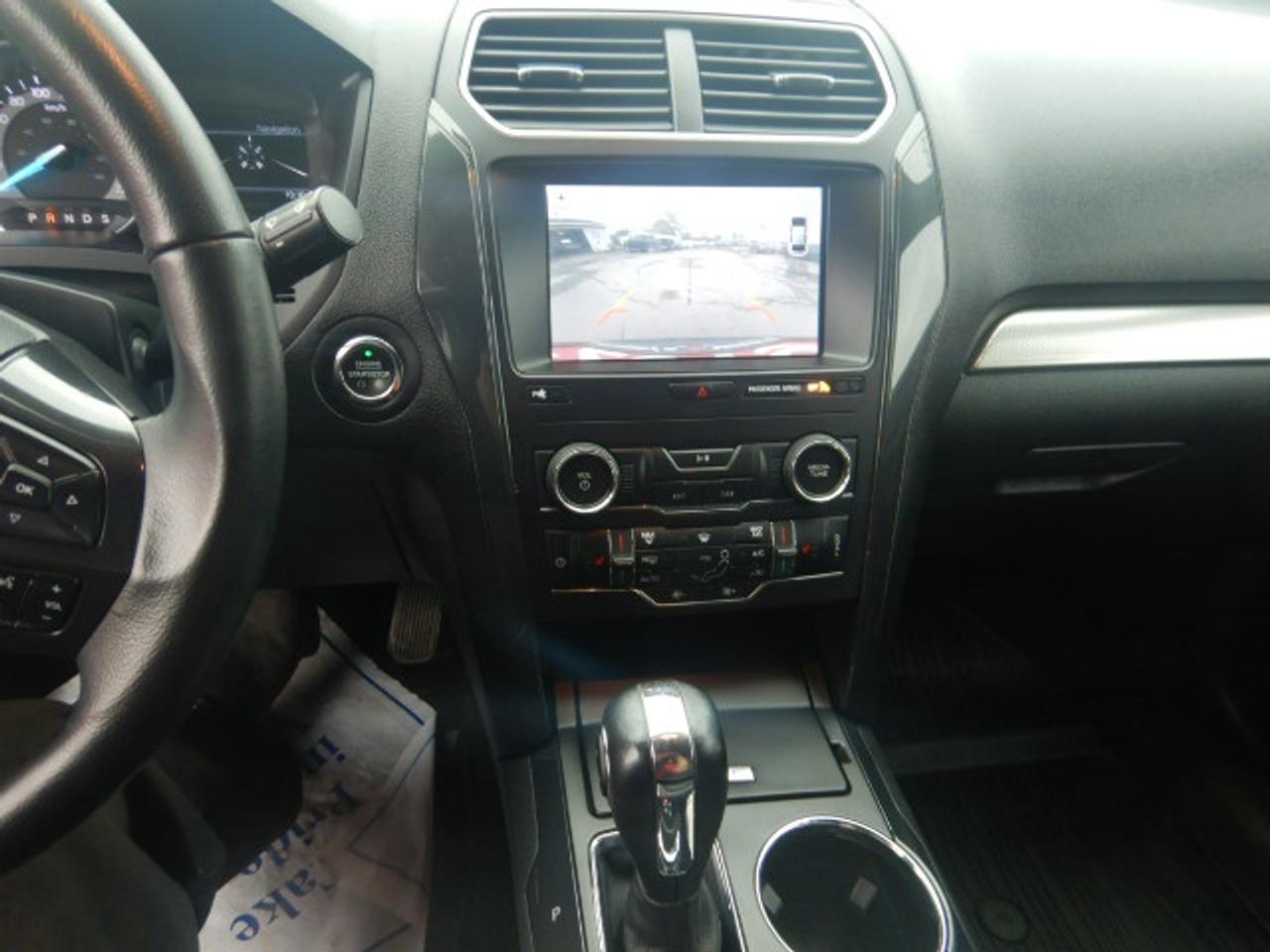 2019 Ford Explorer XLT Photo