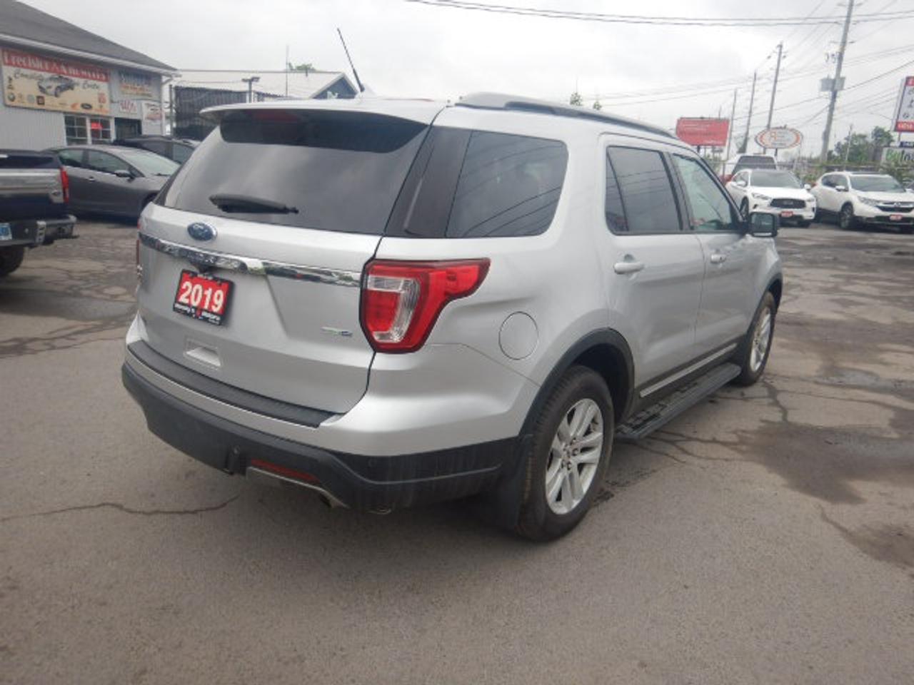 2019 Ford Explorer XLT Photo
