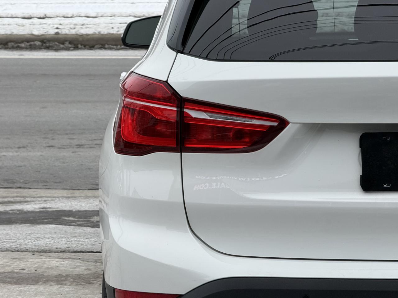 2016 BMW X1 | PREMIUM | NAVI | BACK UP CAMERA Photo