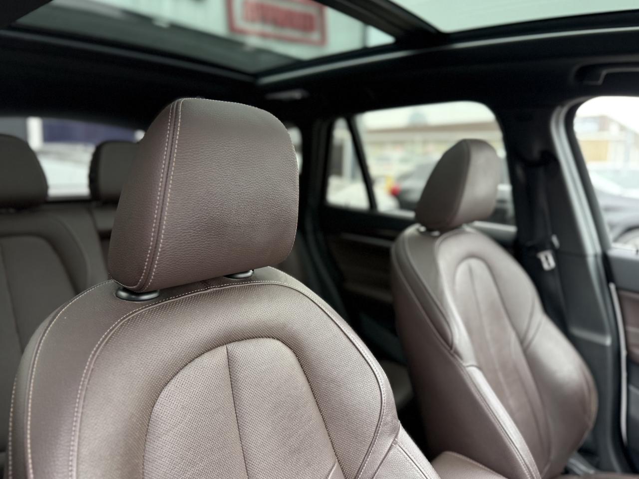 2016 BMW X1 | PREMIUM | NAVI | BACK UP CAMERA Photo