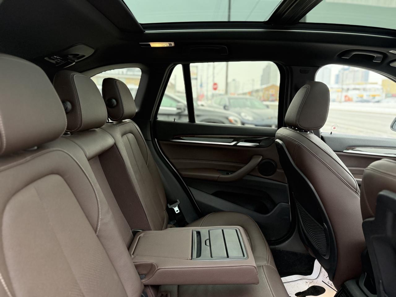 2016 BMW X1 | PREMIUM | NAVI | BACK UP CAMERA Photo