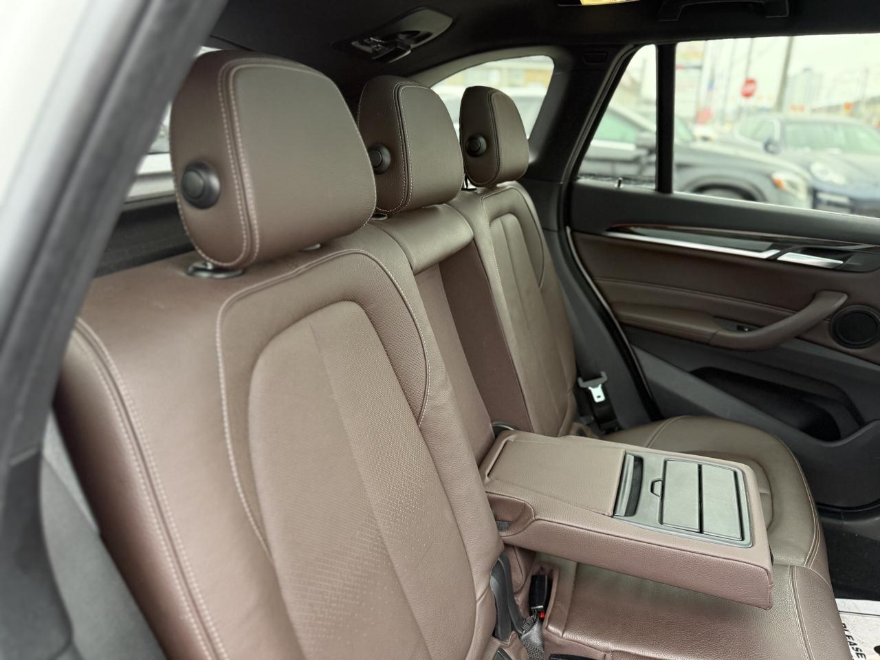 2016 BMW X1 | PREMIUM | NAVI | BACK UP CAMERA Photo