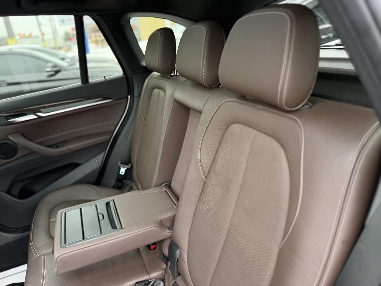 2016 BMW X1 | PREMIUM | NAVI | BACK UP CAMERA Photo