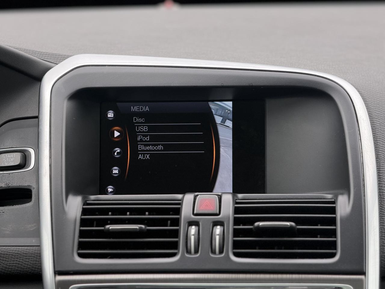 2015 Volvo XC60 T5 PREMIER PLUS | PANO | BACK UP CAMERA Photo