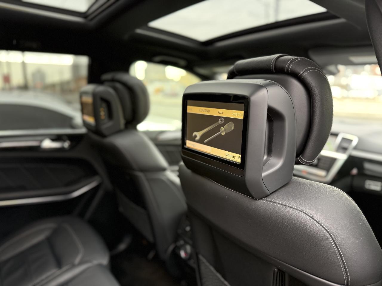 2015 Mercedes-Benz GL-Class GL550 //AMG PKG | PANO | REAR TVS | 360 CAMERA Photo