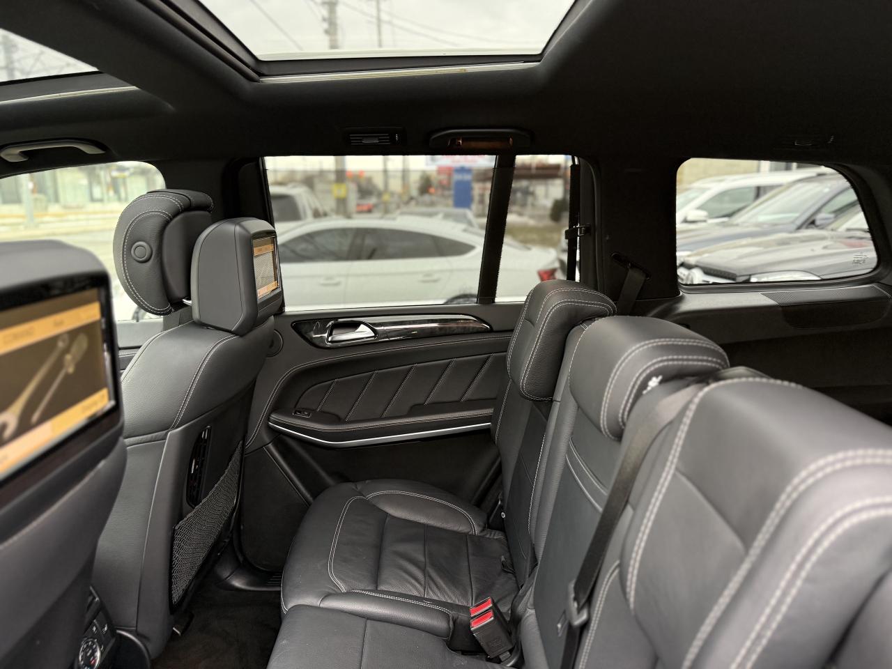 2015 Mercedes-Benz GL-Class GL550 //AMG PKG | PANO | REAR TVS | 360 CAMERA Photo