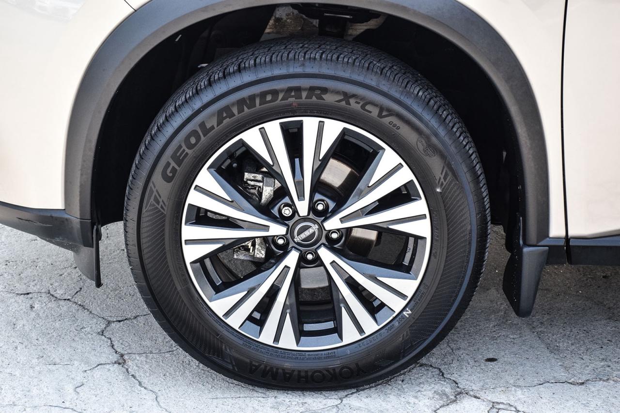 2023 Nissan Rogue SV NO ACCIDENTS PANO ROOF BLINDSPOT MONITOR Photo