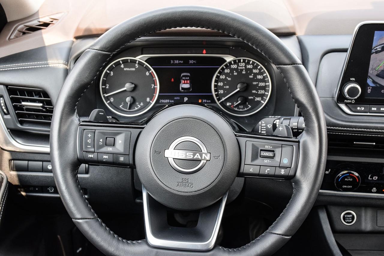 2023 Nissan Rogue SV NO ACCIDENTS PANO ROOF BLINDSPOT MONITOR Photo