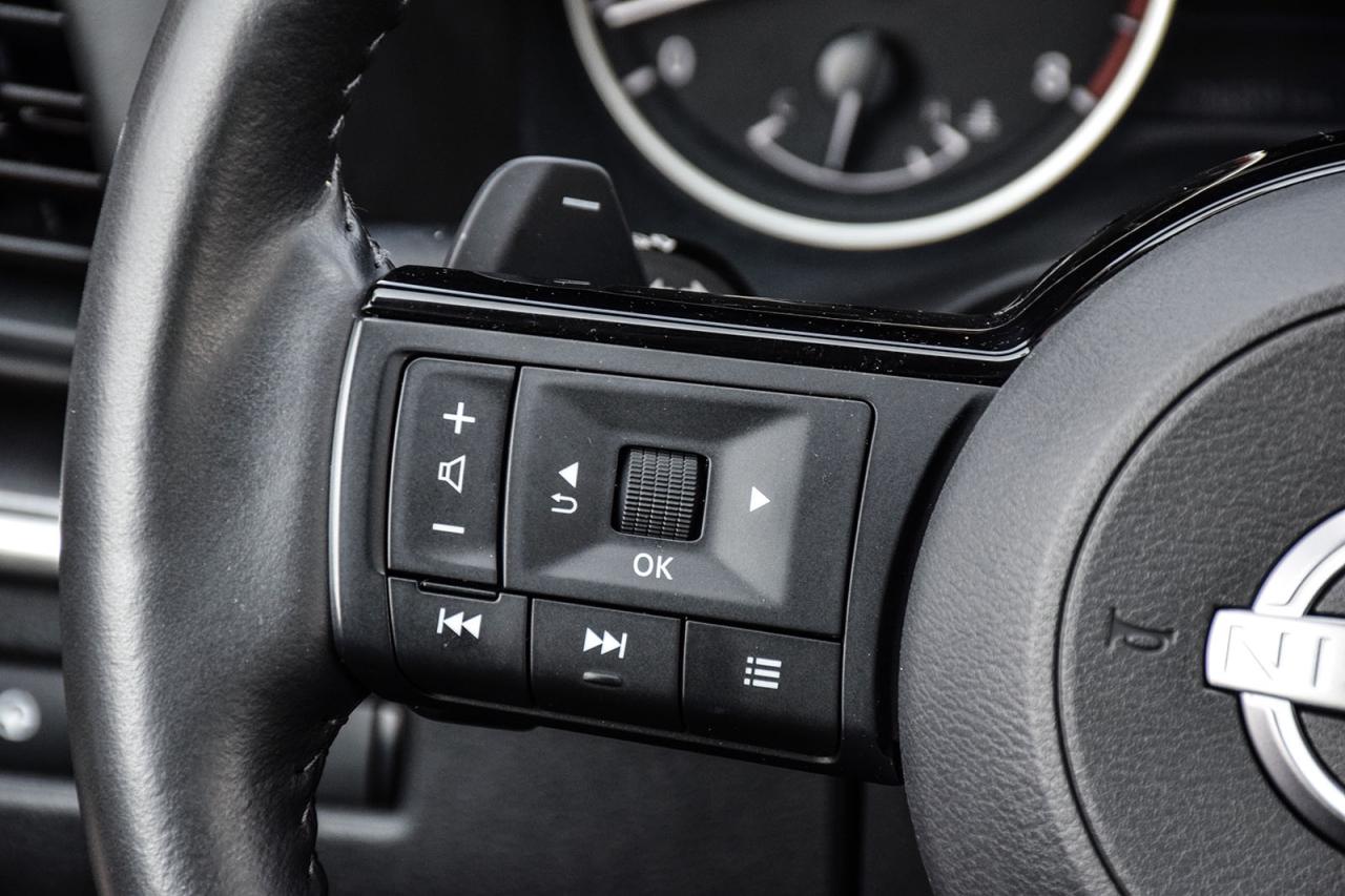 2023 Nissan Rogue SV NO ACCIDENTS PANO ROOF BLINDSPOT MONITOR Photo