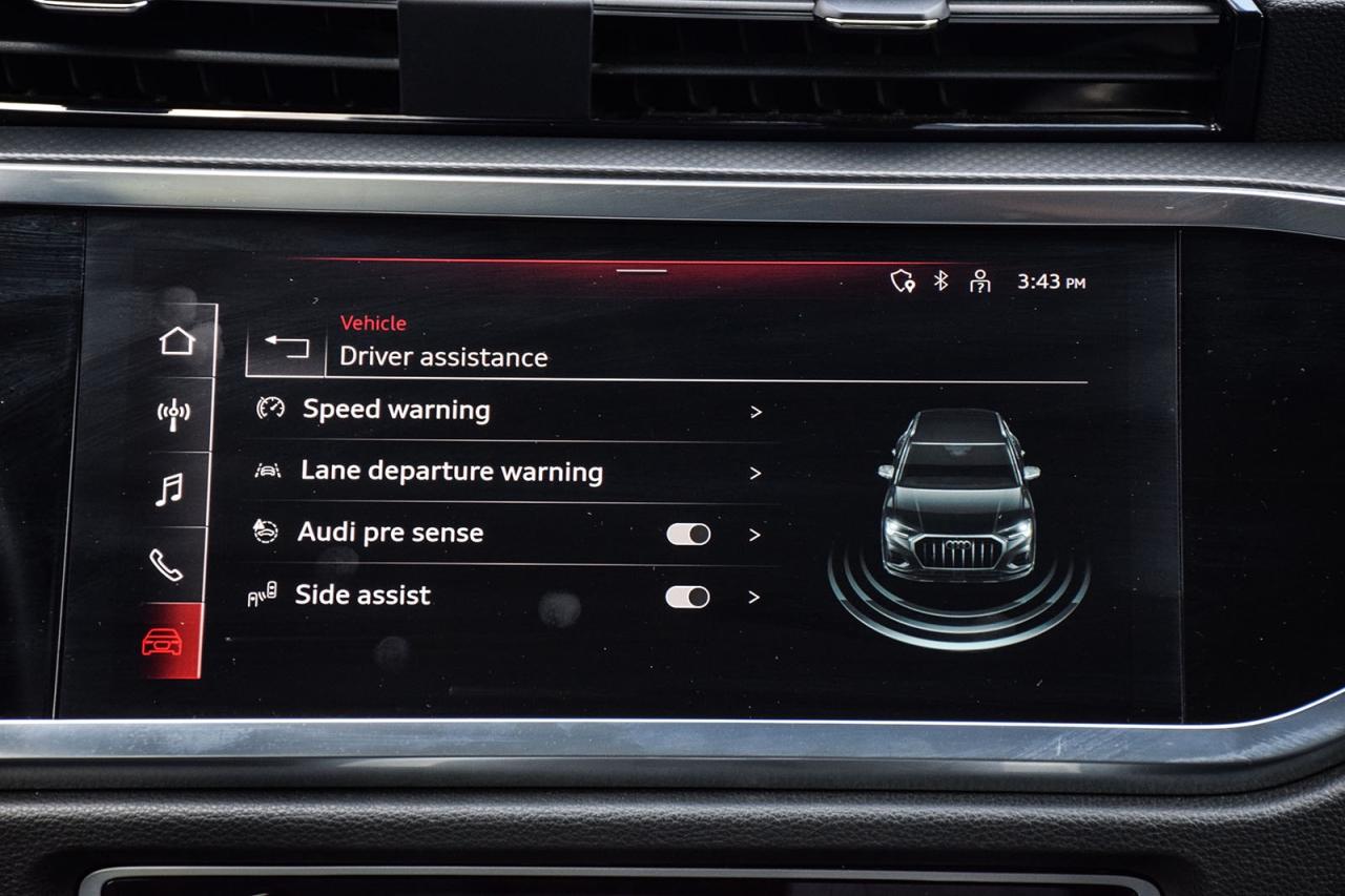 2023 Audi Q3 Progressiv No Accidents Panoroof BSM LDW Photo