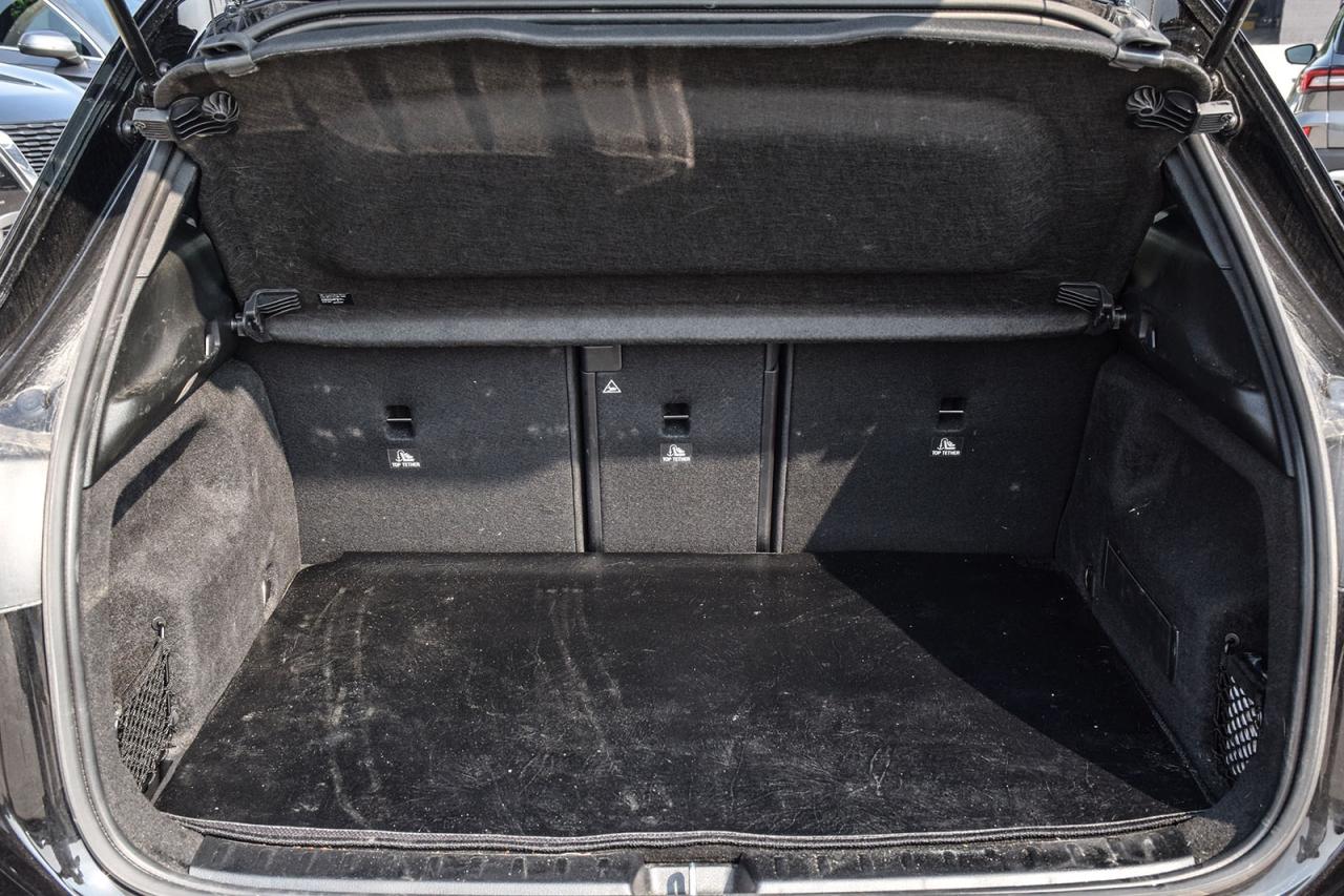 2022 Mercedes-Benz GLA GLA250 AMG No Accident Digi Dash Ambient Lighting Photo