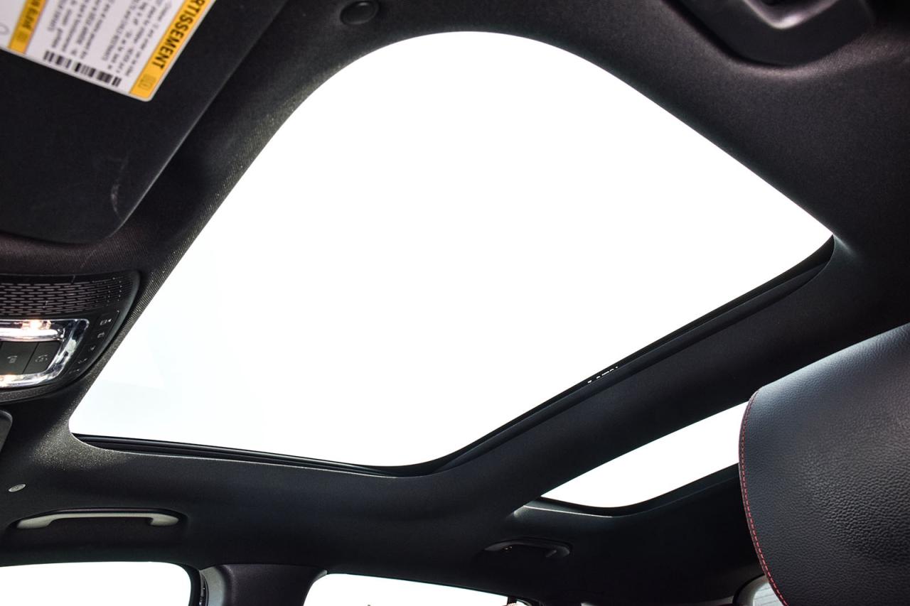 2022 Mercedes-Benz GLA GLA250 AMG No Accident Digi Dash Ambient Lighting Photo