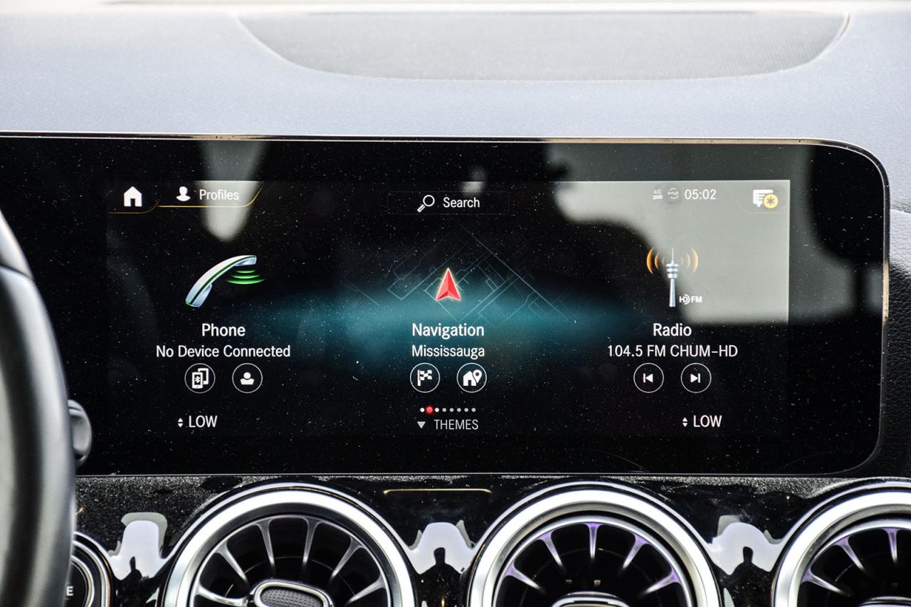 2022 Mercedes-Benz GLA GLA250 NO ACCIDENT AMG DIGI DASH AMBIENT LIGHTING Photo