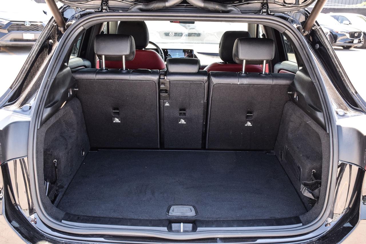 2021 Mercedes-Benz GLA GLA250 NO ACCIDENT AMG RED LEATHER DIGITAL DASH Photo3