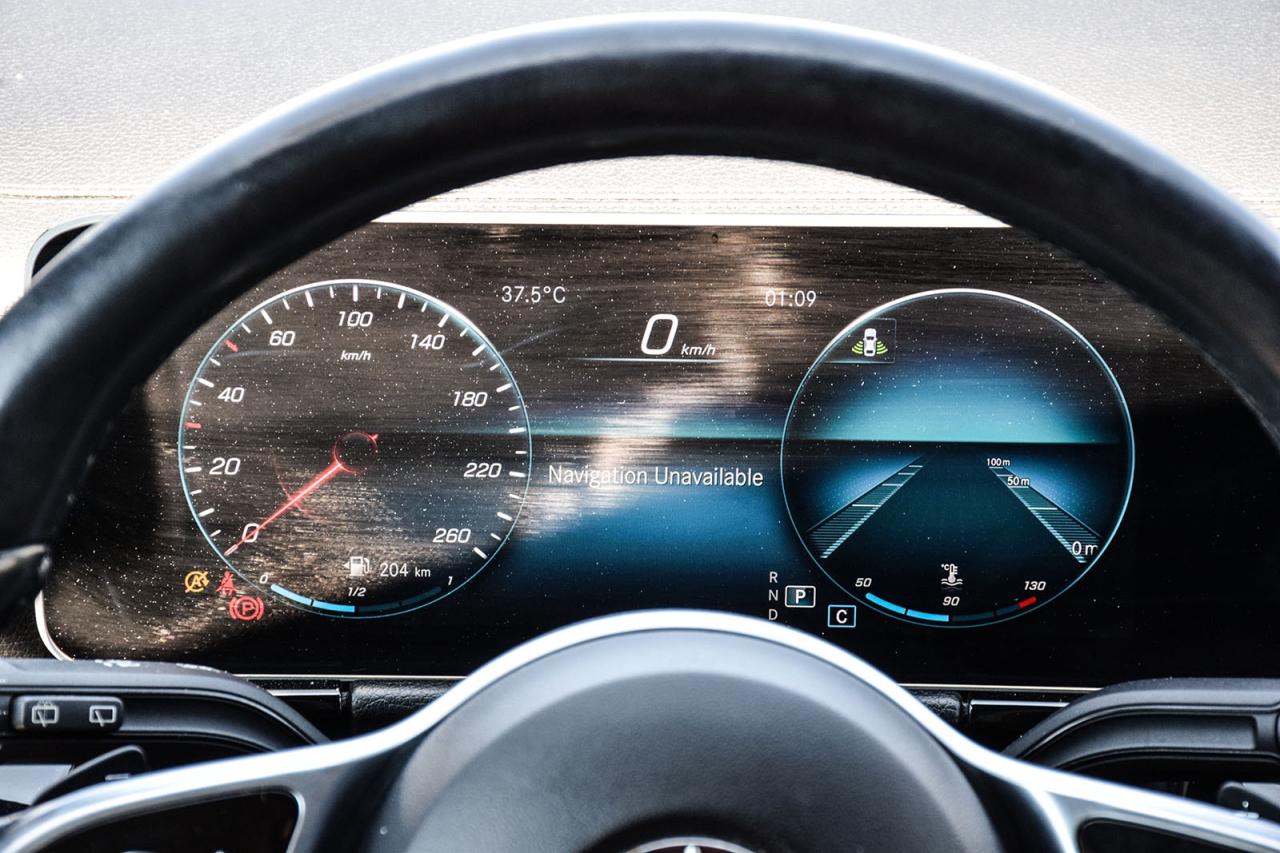 2021 Mercedes-Benz GLA GLA250 AMG No Accident Red Leather Digital Dash Photo